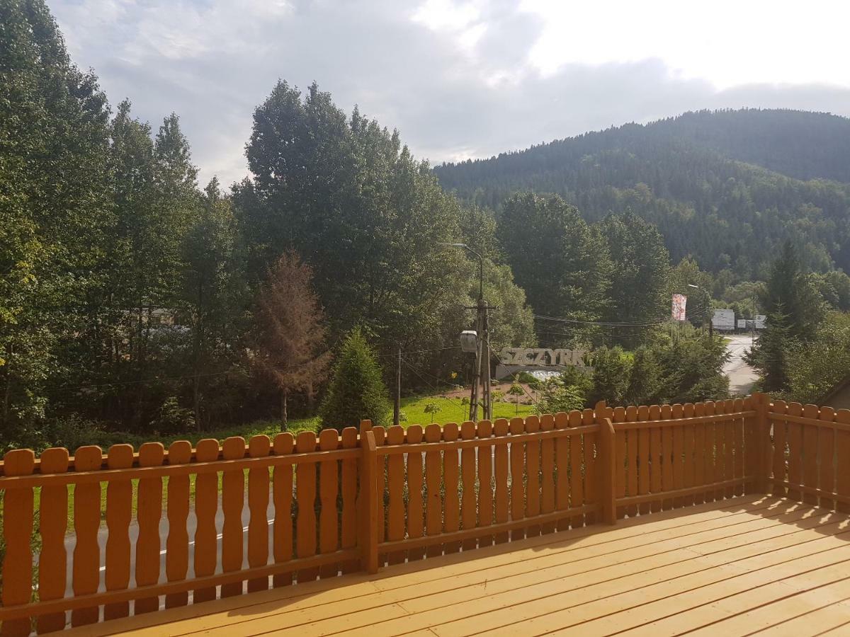 Willa Beskid Szczyrk Exteriör bild